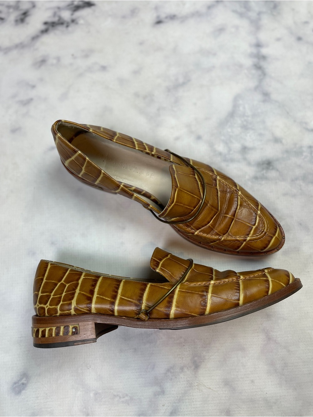 Freda Salvador Light Halo Embossed Croc Leather Loafers Warm Caramel Sz 8